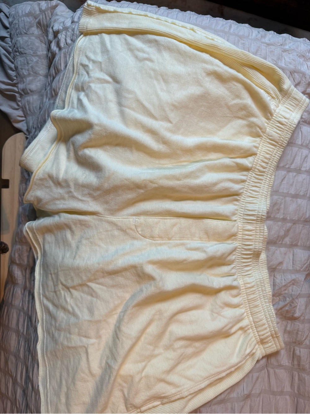 Aerie Light Yellow Casual Elastic Waist Shorts